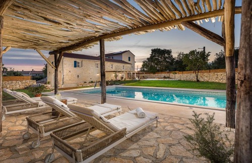 Visnjan Villa | Villa Marion - Impresive villa with large private pool