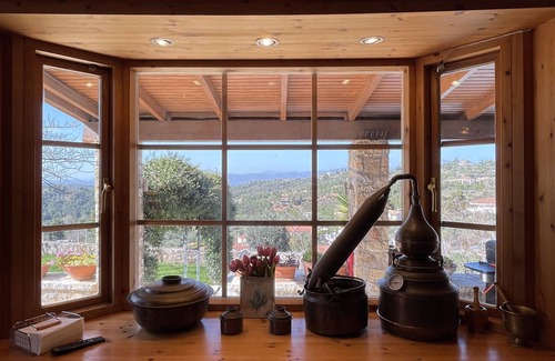 Oropos Ski Chalet | Villa Marrone Splendid Seaview