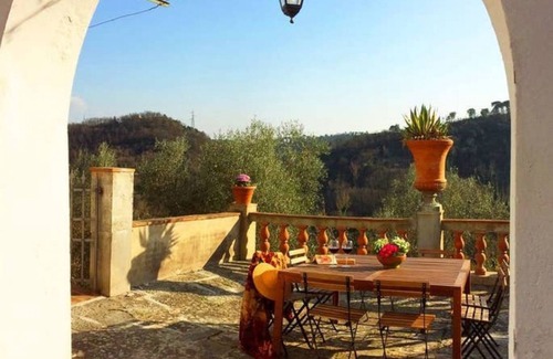 Tavarnuzze Villa | Villa Mary in Chiantishire and just 20 minutes from Florence is the perfect base