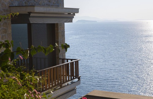 Sivota Villa | Villa Massalia - Infinity Lap Pool with Majestic Seaview