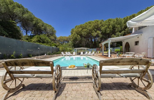 Sorso Villa | Villa 'Matian' with Private Pool, Wi-Fi and Air Conditioning