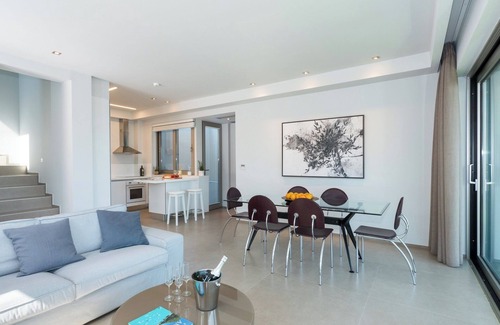 Spanokhorion Villa | Villa Melia - Three Bedroom Villa, Sleeps 6