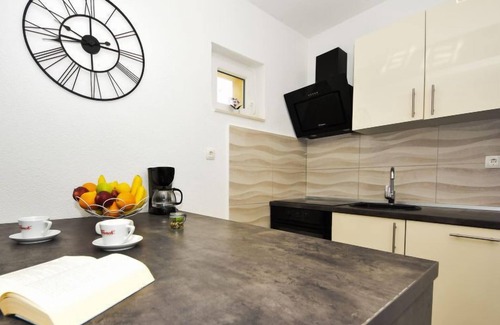Benkovac House | Villa Meri by Interhome