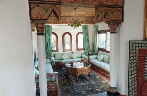 Haouzia Villa | Villa meublée face à la mer, Golf et Verdure