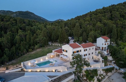 Slivno Villa | Villa Mikic by Villas Guide