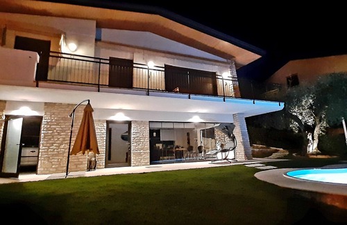 Porto Villa | Villa Mimosa-With swimming pool and lake view