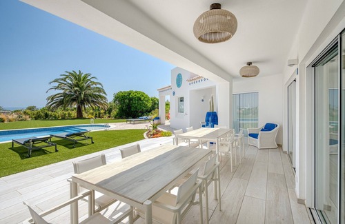 Carvoeiro Villa | Villa Miramar - luxury at the Carvoeiro cliffs