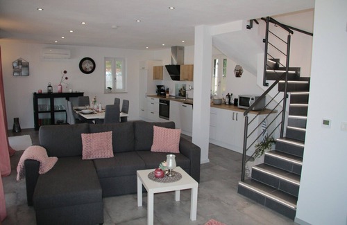 Brgod House | Villa mit Beheiztem Pool - Völlige Privatspähre