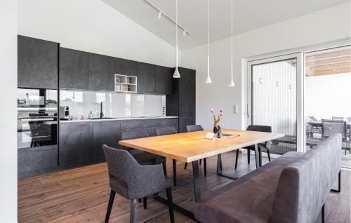 Burgauberg-Neudauberg House | Villa Mit Pool In Stegersbach