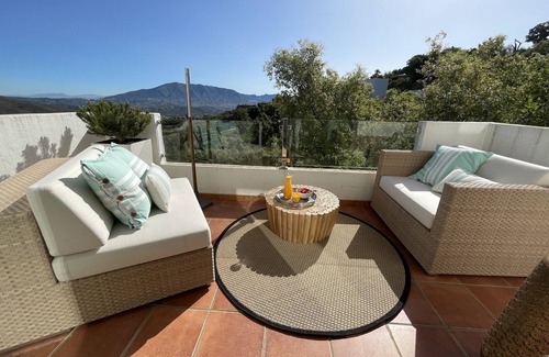 Ojen Villa | Villa mit Spektakulärer Aussicht und Privatem Pool