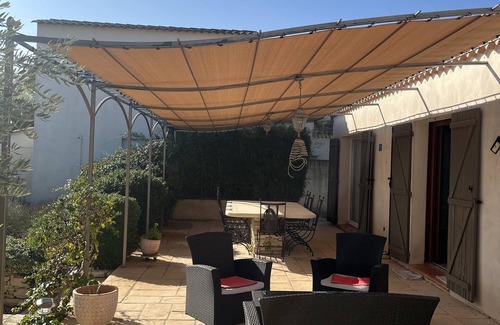 Blauzac House | Villa Moderne Climatisée 8 Personnes Piscine Proche Uzès