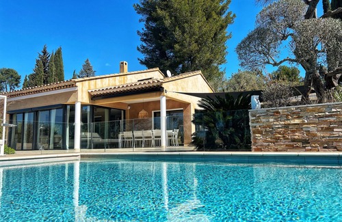 Le Castellet Villa | Villa Moderne, Piscine Chauffée, Proche Bandol
