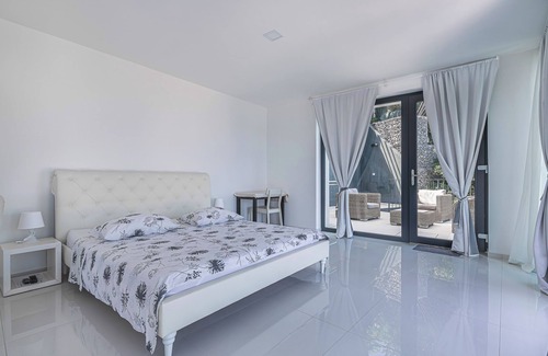 Koper Apartment | Villa Molet - Seafront Suite Tinej, Koper, Slovenia
