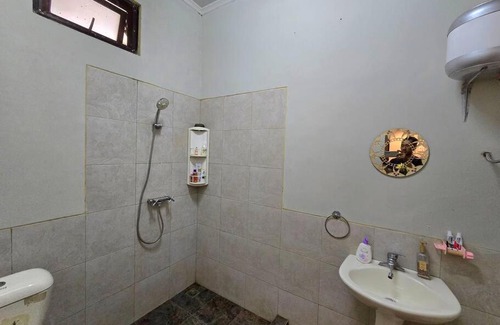 Megamendung Villa | Villa Montaview Puncak (Mountain View Cottage)