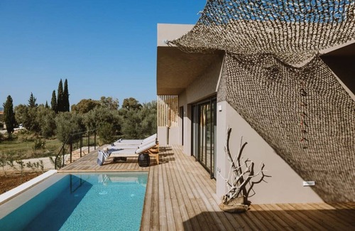 Aktio-Vonitsa Villa | Villa Morby Summary: