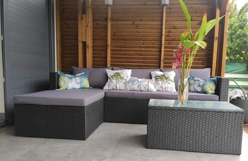 Manapany-les-Bains Villa | Villa Moringa: 4/6 feet in the water in Manapany-les-bains