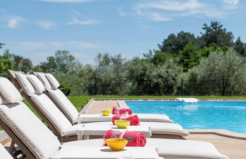O Porrino Villa | Villa Mosende (360), with pool near the beach