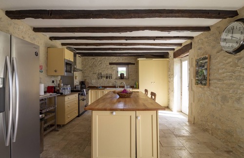 La Sauvetat-sur-Lede Villa | Villa Moundo - Charming private holiday home with pool