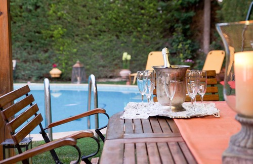 Lagonissi Villa | Villa Mythos can accommodate 12 people