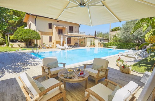 Sant'Onofrio Villa | Villa Natino with private swimming pool and garden