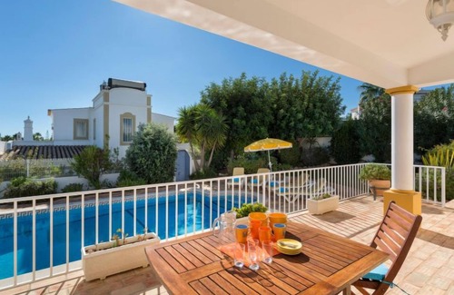 Guia House | Villa Natura by Interhome