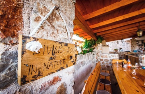 Pitve Villa | Villa Natura- private pool and spectacular view in charming Pitve