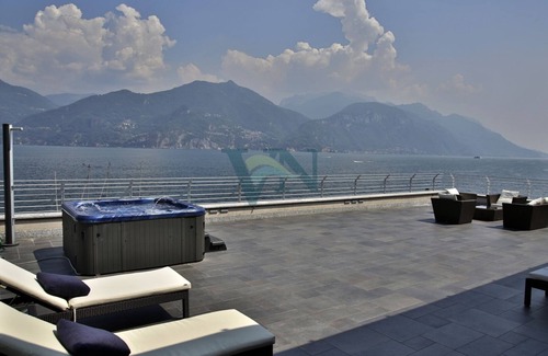 Menaggio Villa | Villa Navalia - Luxury Lake Como front villa overlooking lake and mountain -