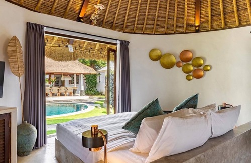 Tumbak Bayuh Resort | Villa Naya your own private resort style Villa!