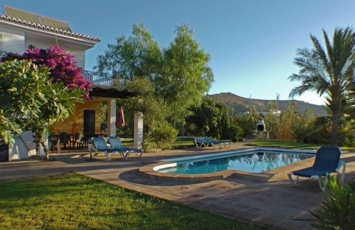 Velez-Malaga House | Villa near the Costa del Sol with great panoramic views of the Mediterranean.