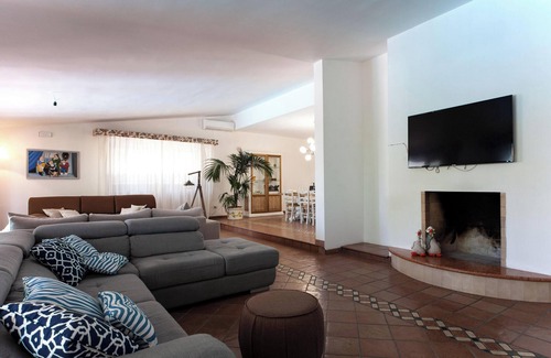 Neviano Villa | Villa Nice Dream With Pool And Terrace, Neviano, Italy