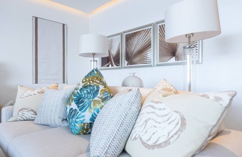 Fitts Village House | Villa Nirvana by The Villa Life