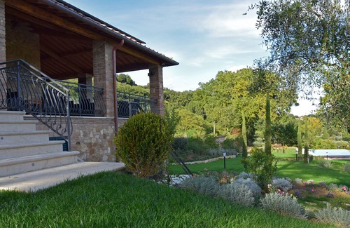 Montepulciano Villa | Villa Nobile - Walk to Town! Luxury in Montepulciano, Tuscany w/Pool & Spa!