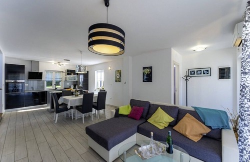 Boljevici Villa | Villa Nora in Kršan - Haus für 4 Personen