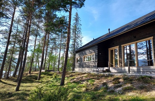 Enontekio Villa | Villa Northern Lights: The Beautiful Gem of Northern Finland by DG Lomailu