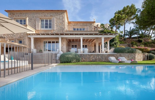 Camp de Mar Villa | Villa 'Oasis Del Mar - Splendid' with Sea View, Wi-Fi and Air Conditioning