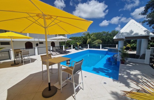 Guery House | VILLA OF EUCALYPTUS
