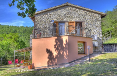 Massa Martana Villa | Villa of the Fireflies, panoramic pool, top privacy