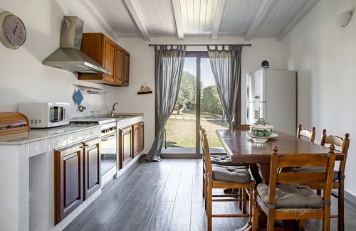 Ognina Villa | Villa Ognina Dependance I with pool by Wonderful Italy