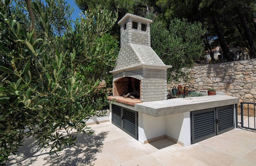 Bol Villa | Villa Olea Lux – Elegant 3-Bedroom Villa with Pool in Bol,AC, wifi, in Croatia