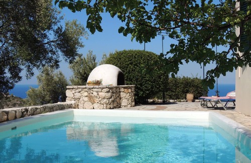 Agios Nikitas Villa | Villa Olea - Nice Villa With Large Verandah And Swimming Pool