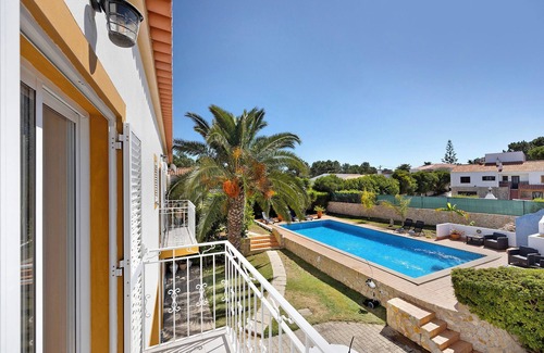 Aljezur Villa | Villa 'Oliveira' with private pool, private garden and Wi-Fi