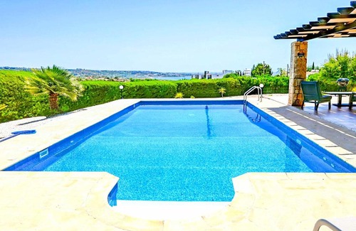 Peyia Town Villa | Villa Olivia Coral