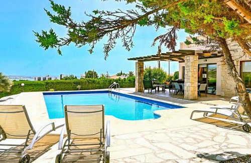 Peyia Town Villa | Villa Olivia Coral