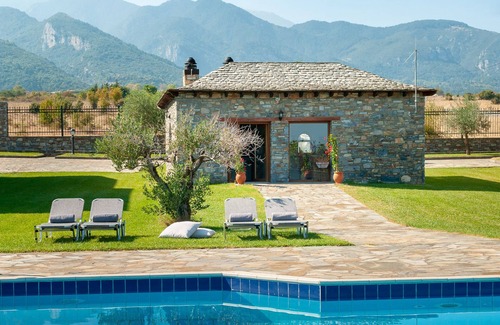 Dio-Olympos House | Villa Olympia on the foothills of Olympus Mountain