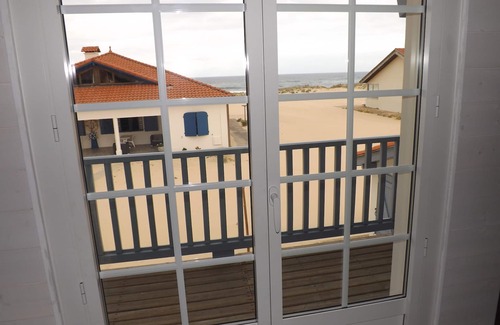 Saint-Girons Plage Villa | Villa on the dunes, between forest and ocean. Sport, nature and change of scenery.