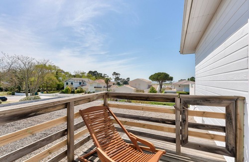 Taussat Villa | Villa on the Port of Taussat with swimming pool
