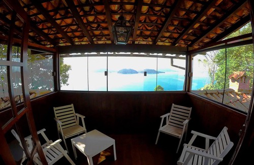 Morro da Cruz House | Villa on the top of the hill in Angra dos Reis - Ang015