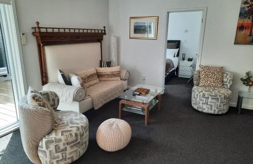 Palmerston North Apartment | Villa One on Fitzherbert