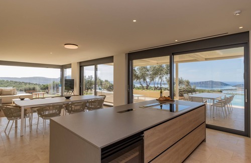 Pylos-Nestoras Villa | Villa Onyx at Messinian Nest