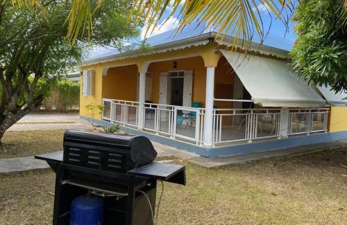 Les Abymes House | Villa Oriane Élégance Créole à 4 min du CHU et 10 min de l'Aéroport